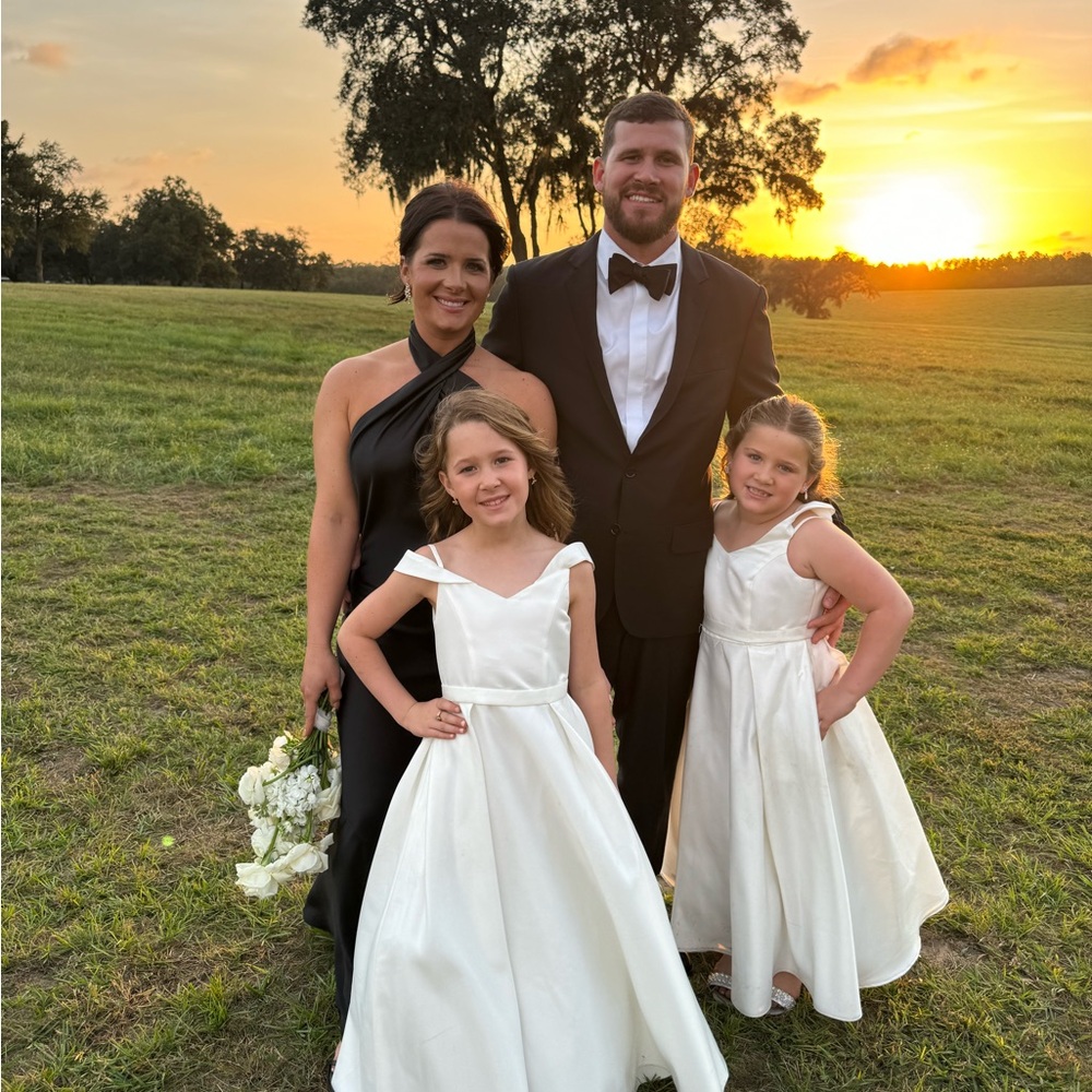 Ivory David’s Bridal Flower Girl dress. Size 7